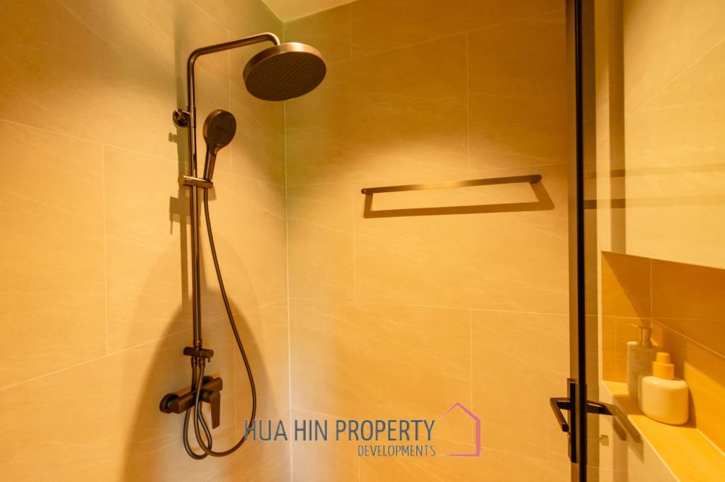 L'UX VILLA Private Pool Villas with 388 sqm modern pool villa in Wang Phong Pran Buri