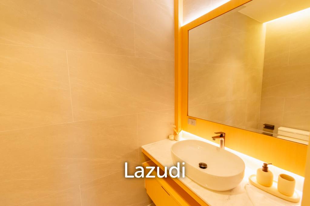 L'UX VILLA Private Pool Villas with 388 sqm modern pool villa in Wang Phong Pran Buri