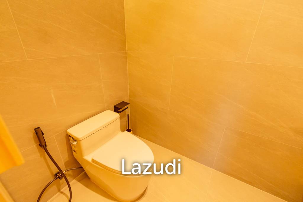 L'UX VILLA Private Pool Villas with 388 sqm modern pool villa in Wang Phong Pran Buri