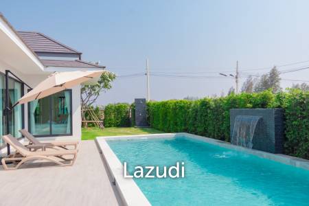 L'UX VILLA Private Pool Villas with 388 sqm modern pool villa in Wang Phong Pran Buri
