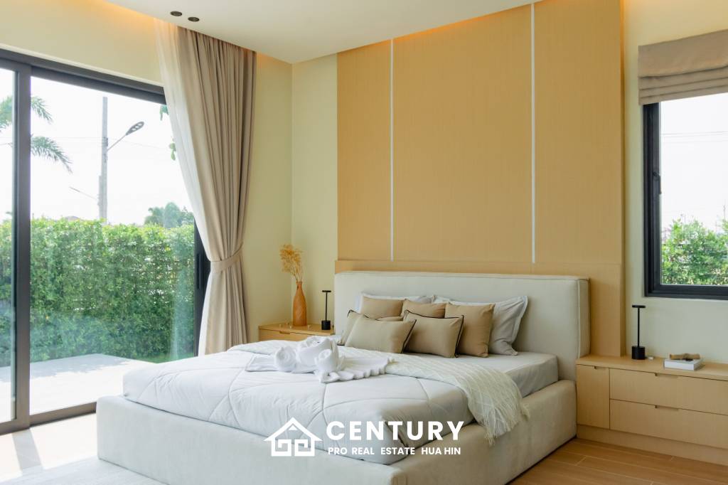 L'UX VILLA Private Pool Villas with 388 sqm modern pool villa in Wang Phong Pran Buri