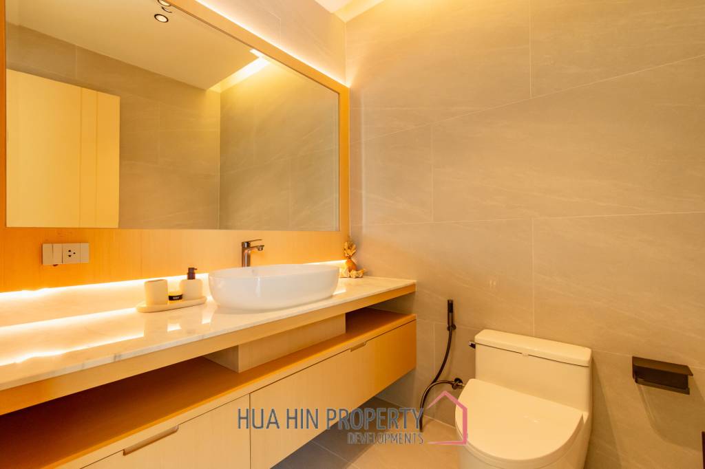 L'UX VILLA Private Pool Villas with 388 sqm modern pool villa in Wang Phong Pran Buri