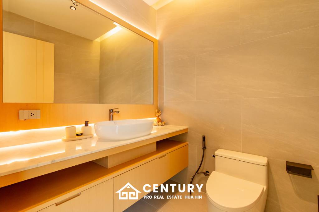 L'UX VILLA Private Pool Villas with 388 sqm modern pool villa in Wang Phong Pran Buri