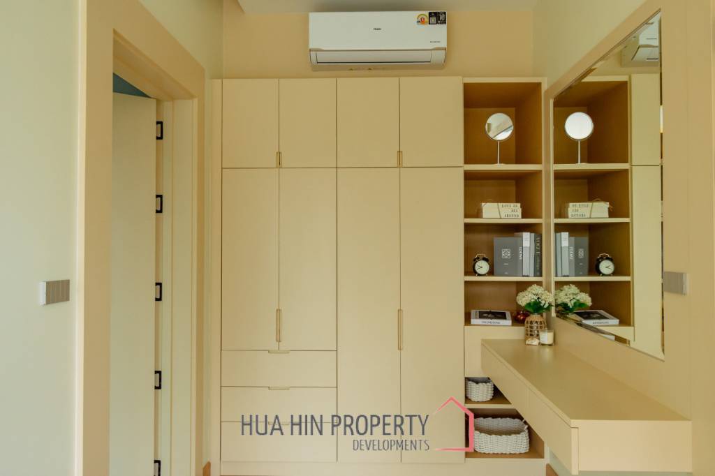 L'UX VILLA Private Pool Villas with 388 sqm modern pool villa in Wang Phong Pran Buri