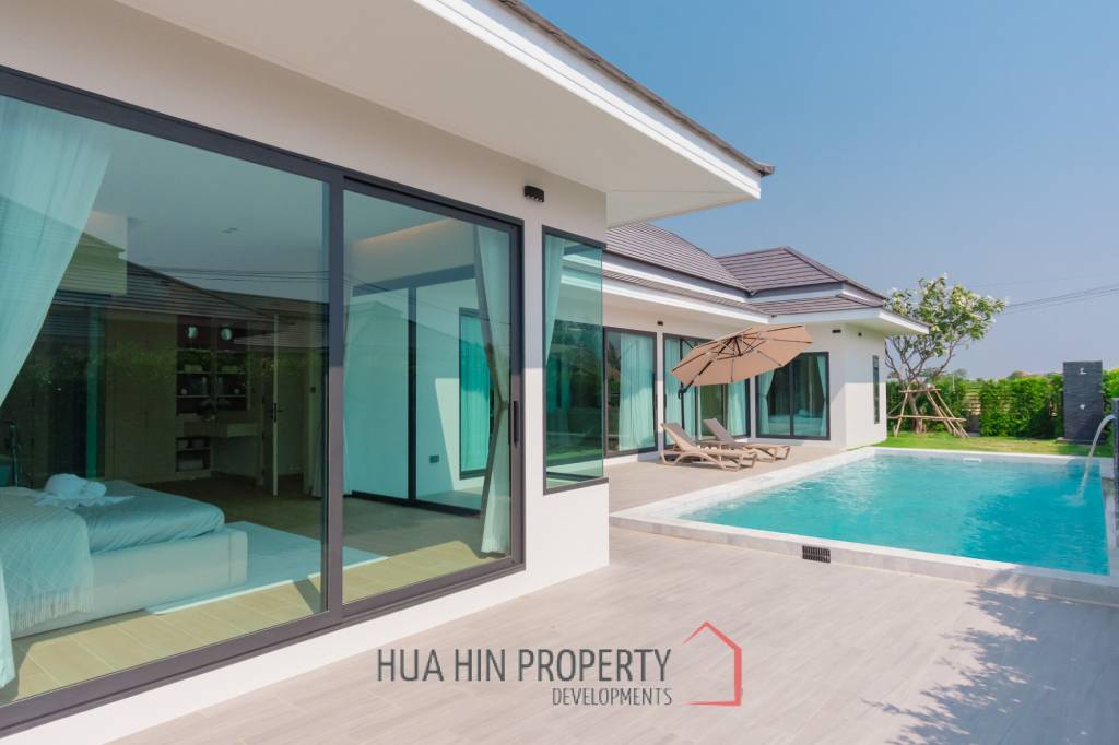 L'UX VILLA Private Pool Villas with 388 sqm modern pool villa in Wang Phong Pran Buri