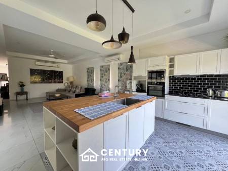 MALI SIGNATURE : 3 Bed luxury pool villa