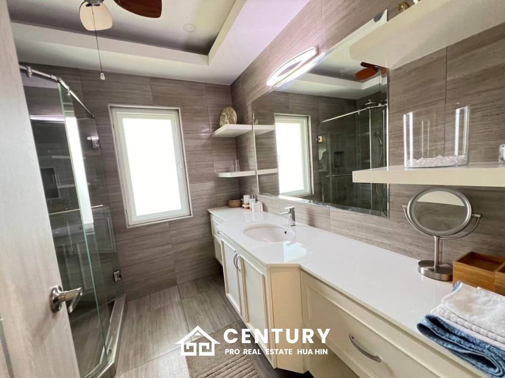 MALI SIGNATURE : 3 Bed luxury pool villa