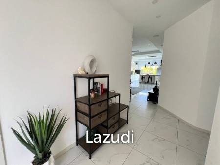 MALI SIGNATURE : 3 Bed luxury pool villa