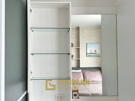 High Floor 1 Bedroom Condo at Baan Kiang Fah