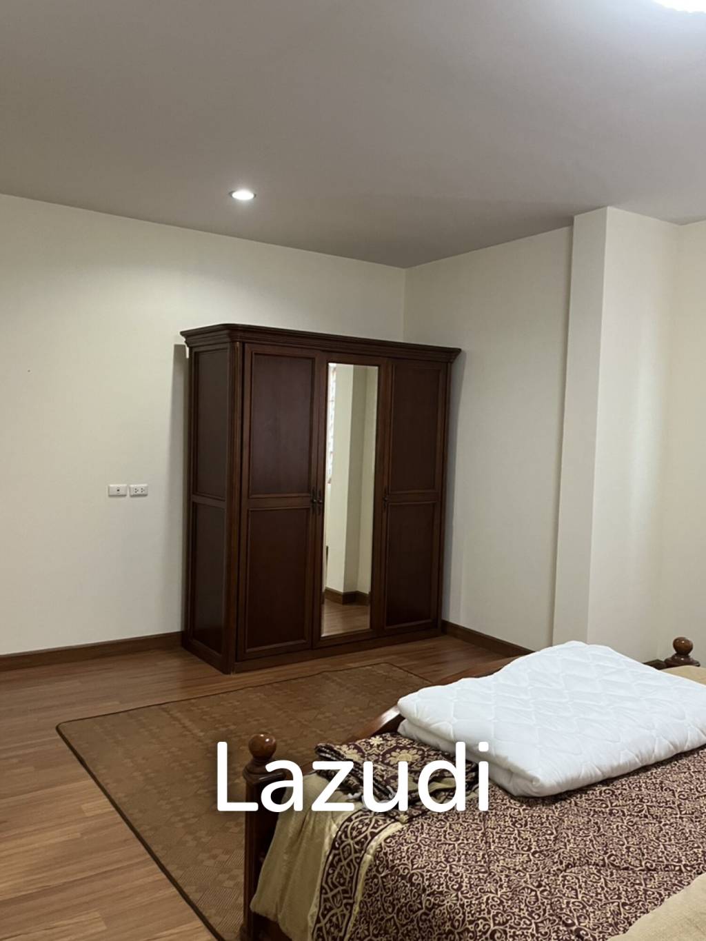 ขาย/เช่า บ้าน 2 ชั้น 4 ห้องนอนในโครงการสินธานี 10 ต.ริมกก