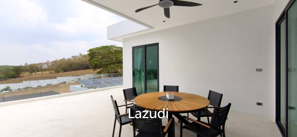 Ultra-Luxury 2-Story Villa The View Estate, Pong