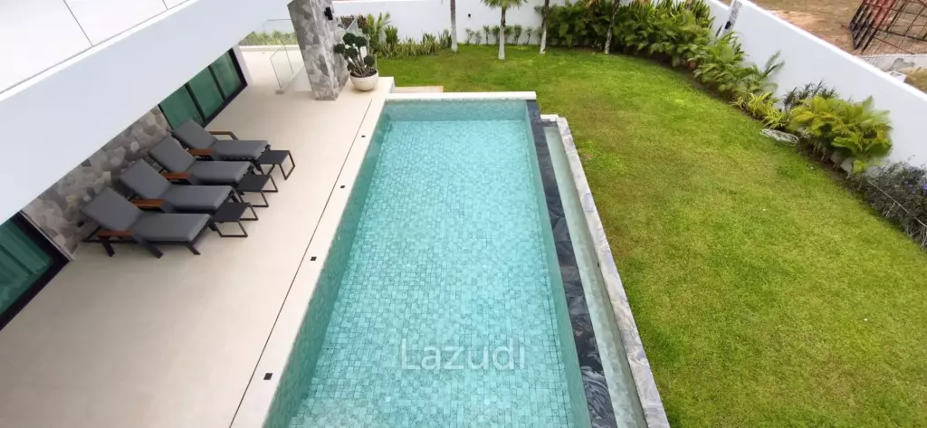 Ultra-Luxury 2-Story Villa The View Estate, Pong