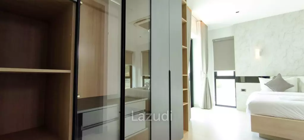 Ultra-Luxury 2-Story Villa The View Estate, Pong