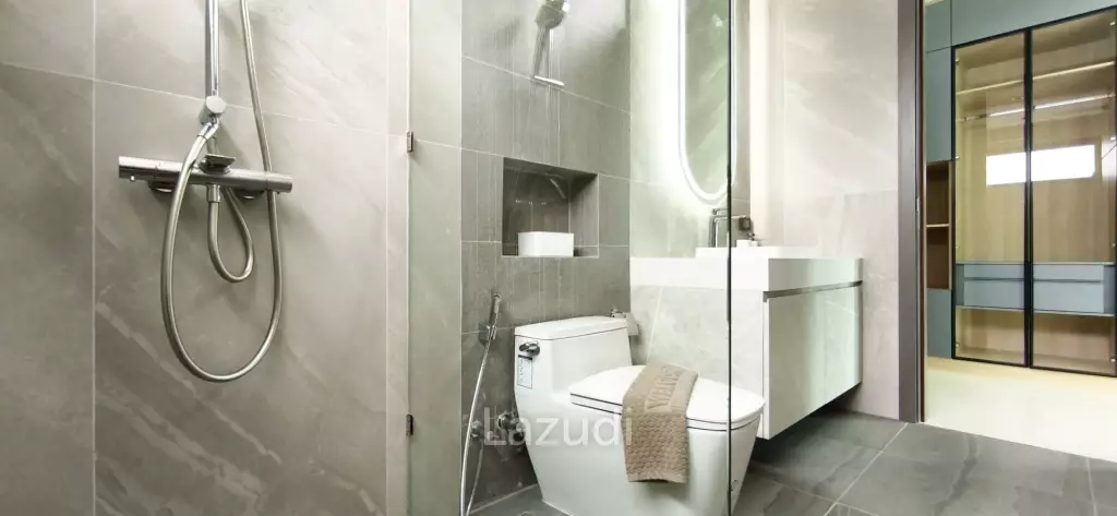 Ultra-Luxury 2-Story Villa The View Estate, Pong