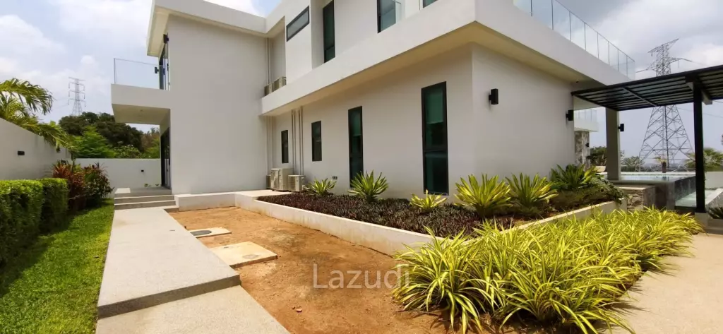 Ultra-Luxury 2-Story Villa The View Estate, Pong