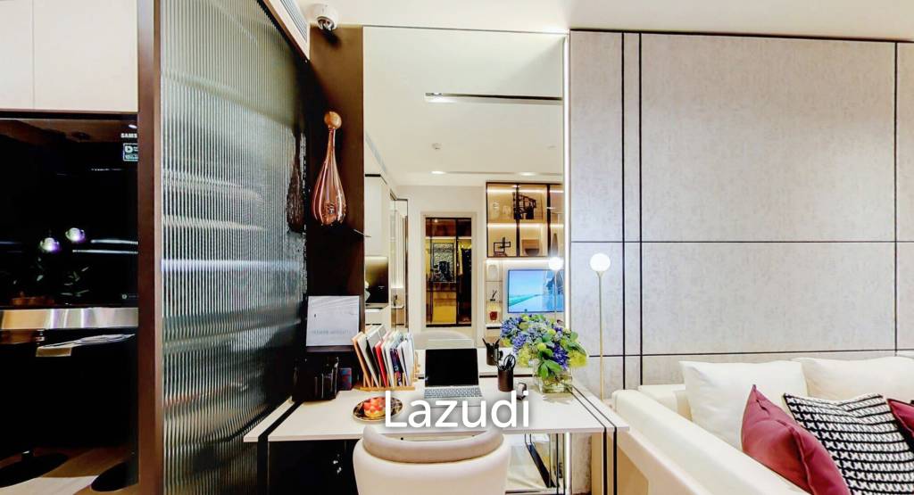 1 Bed 1 Bath 45.20 SQ.M The Room Sukhumvit 38