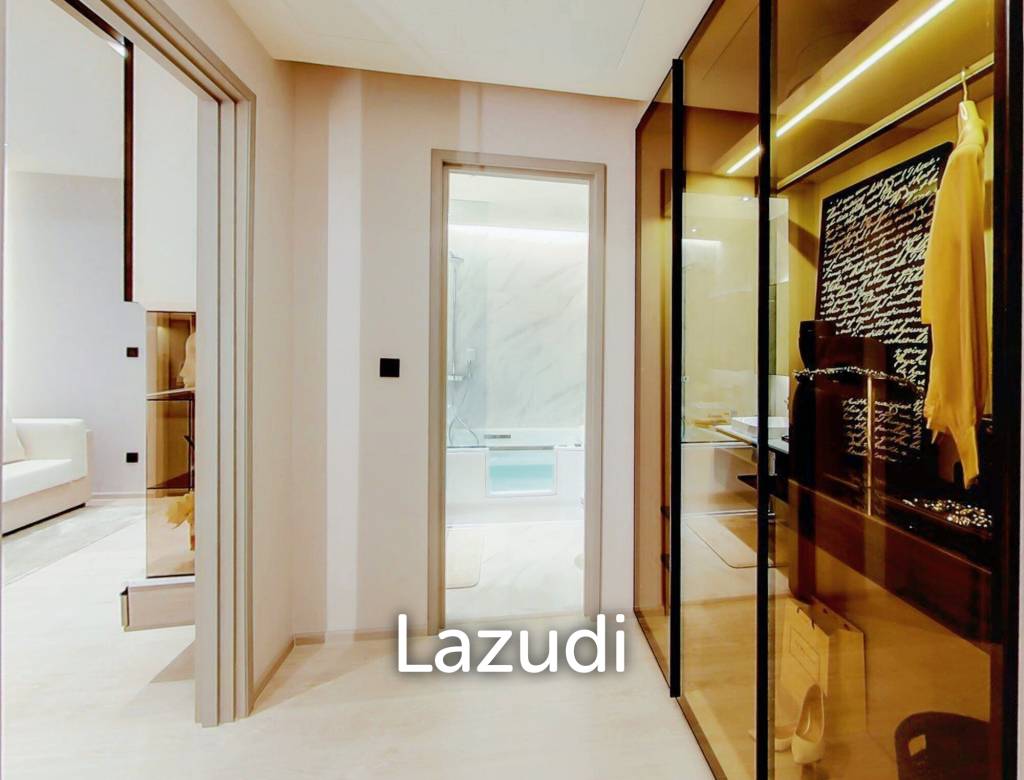 1 Bed 1 Bath 45.20 SQ.M The Room Sukhumvit 38