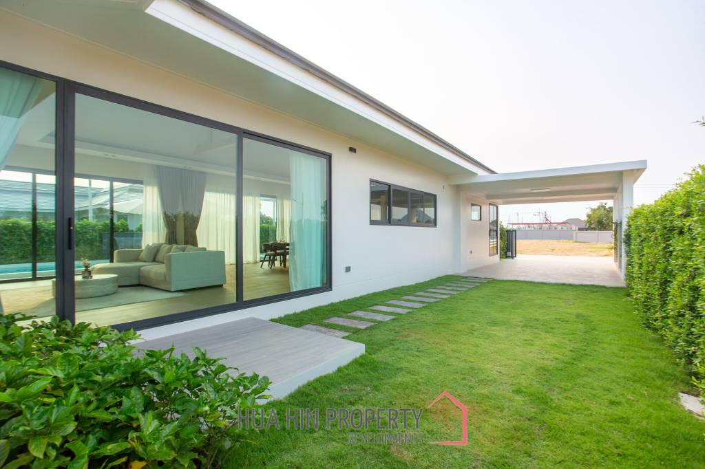 L'UX VILLA Private Pool Villas  with 343 sqm modern pool villa in Wang Phong Pran Buri
