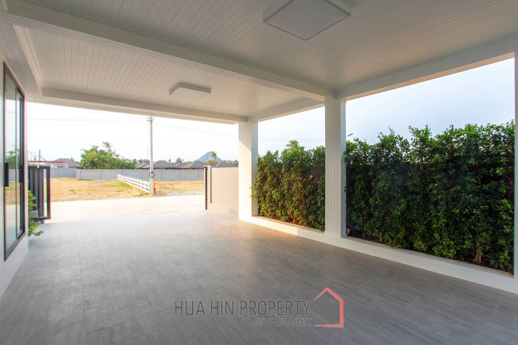 L'UX VILLA Private Pool Villas  with 343 sqm modern pool villa in Wang Phong Pran Buri