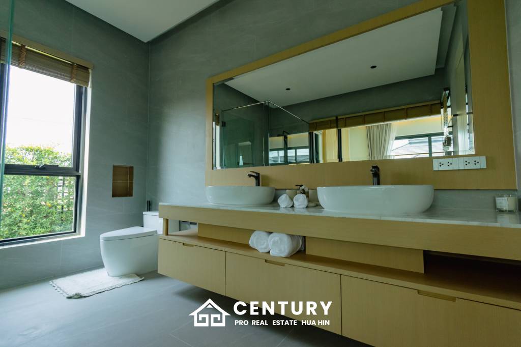 L'UX VILLA Private Pool Villas  with 343 sqm modern pool villa in Wang Phong Pran Buri