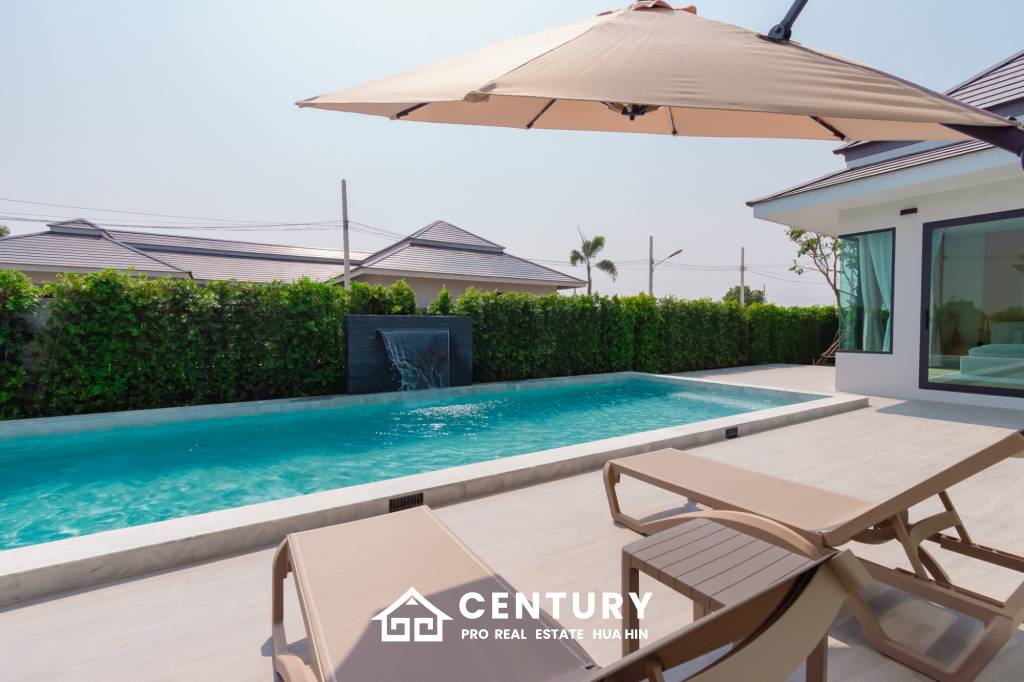 L'UX VILLA Private Pool Villas  with 343 sqm modern pool villa in Wang Phong Pran Buri
