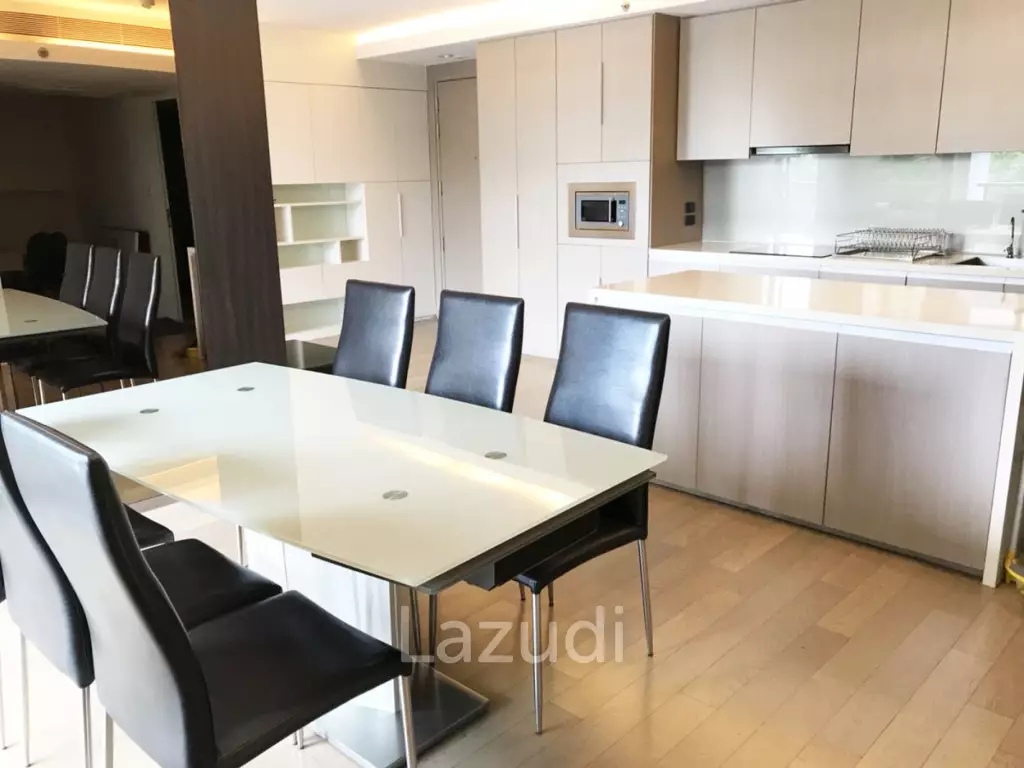 109 sqm modern 2 bed condo at MODE Sukhumvit 61 Khlong Tan Nuea