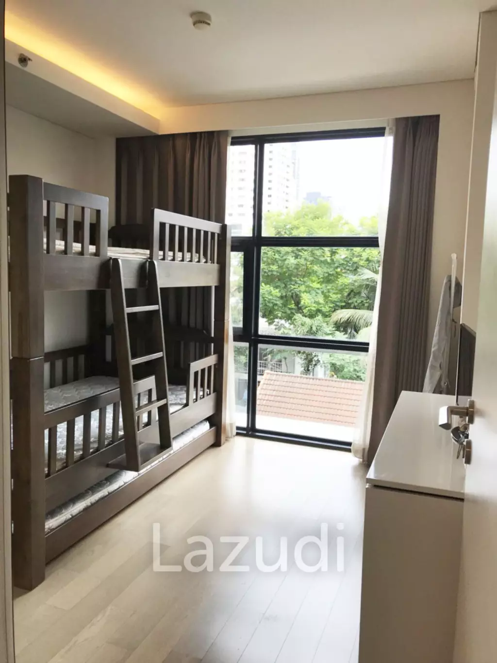 109 sqm modern 2 bed condo at MODE Sukhumvit 61 Khlong Tan Nuea