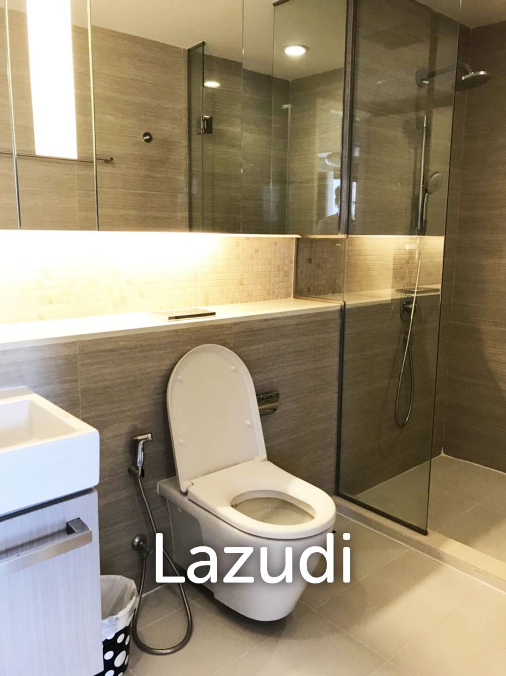 109 sqm modern 2 bed condo at MODE Sukhumvit 61 Khlong Tan Nuea