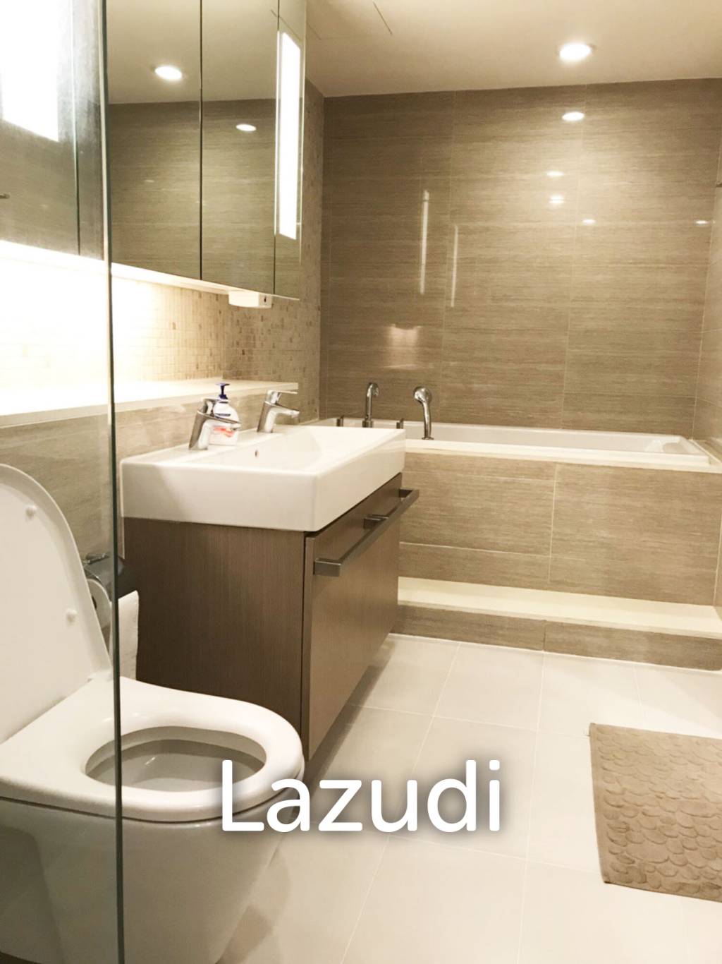 109 sqm modern 2 bed condo at MODE Sukhumvit 61 Khlong Tan Nuea