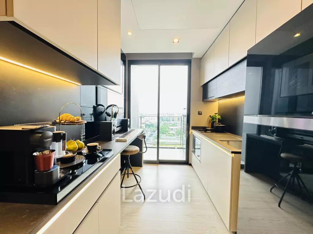 1 Bed 1 Bath 44.85 SQ.M The Room Sukhumvit 38