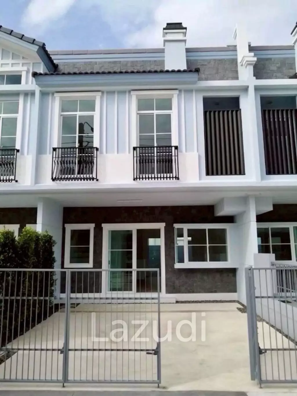 3 Bed House Villaggio 2 Srinakarin - Bangna