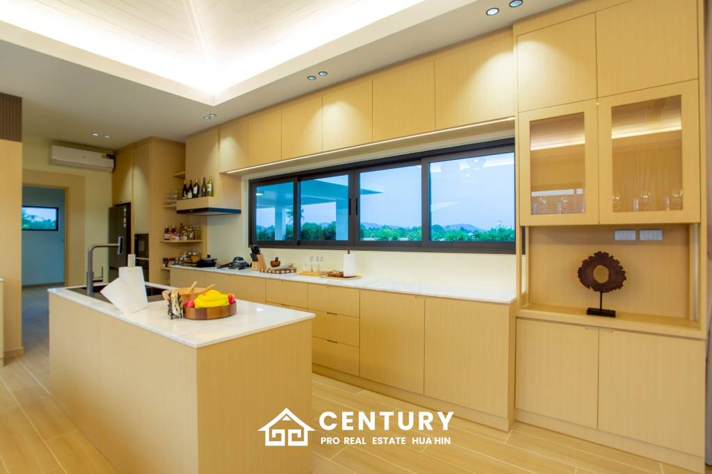 251 sqm pool villa in Wang Phong Pran Buri – L'UX VILLA new single-storey home