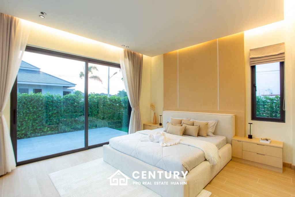 251 sqm pool villa in Wang Phong Pran Buri – L'UX VILLA new single-storey home