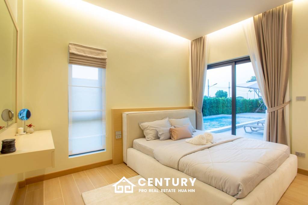 251 sqm pool villa in Wang Phong Pran Buri – L'UX VILLA new single-storey home