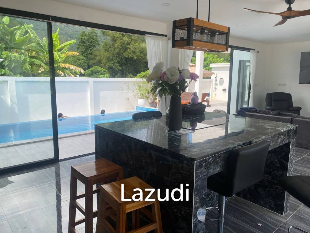 Contemporary 4-Bedroom Villa with Solar System – In Na Mueang, Koh Samui