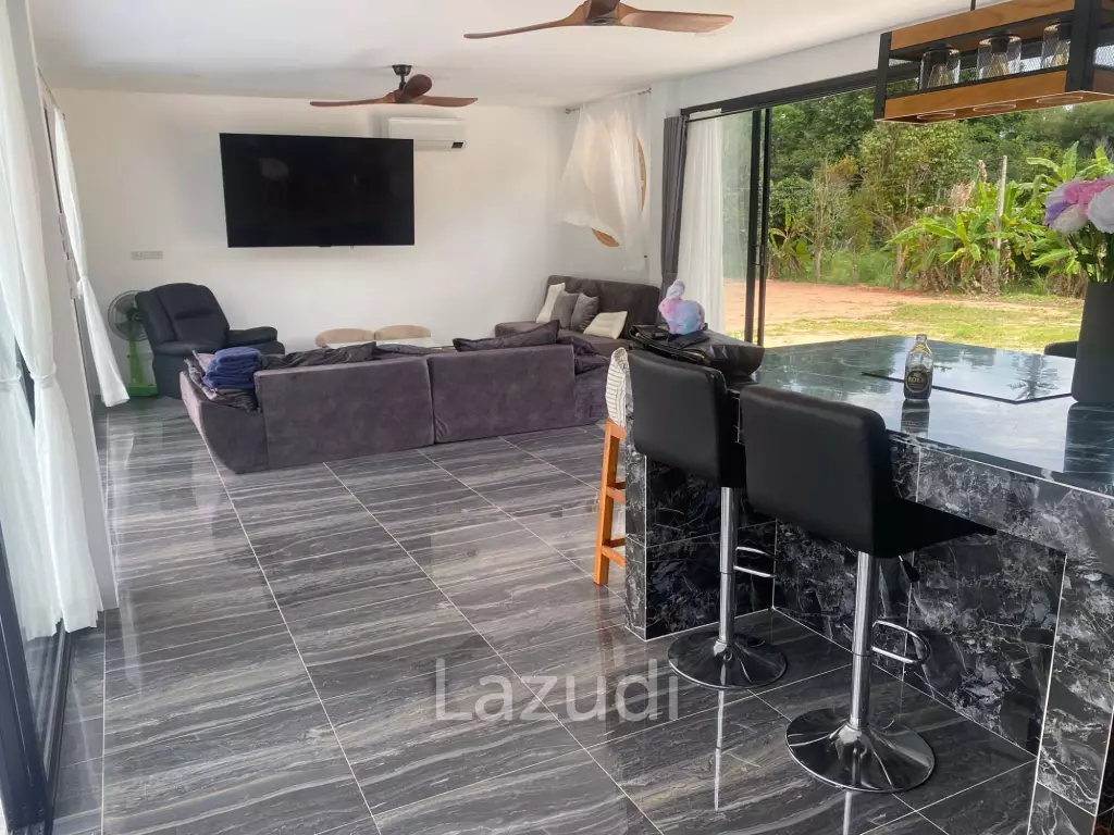Contemporary 4-Bedroom Villa with Solar System – In Na Mueang, Koh Samui