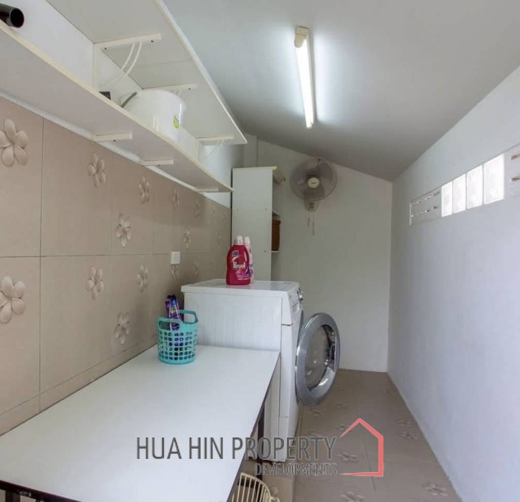 SMART HOUSE VILLAGE 3  : 3 bed prime central location