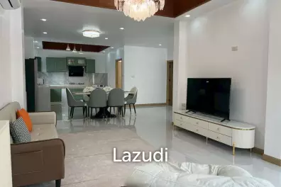 Newly Renovated 4-Bedroom Pool Villa At View Point