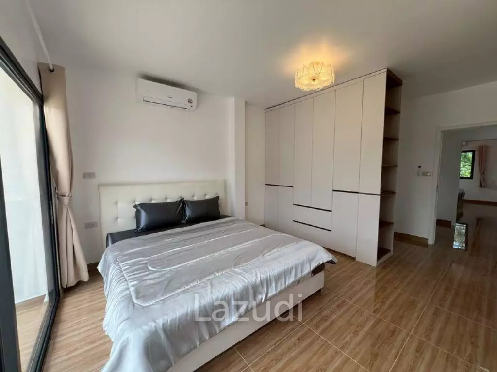 Newly Renovated 4-Bedroom Pool Villa At View Point