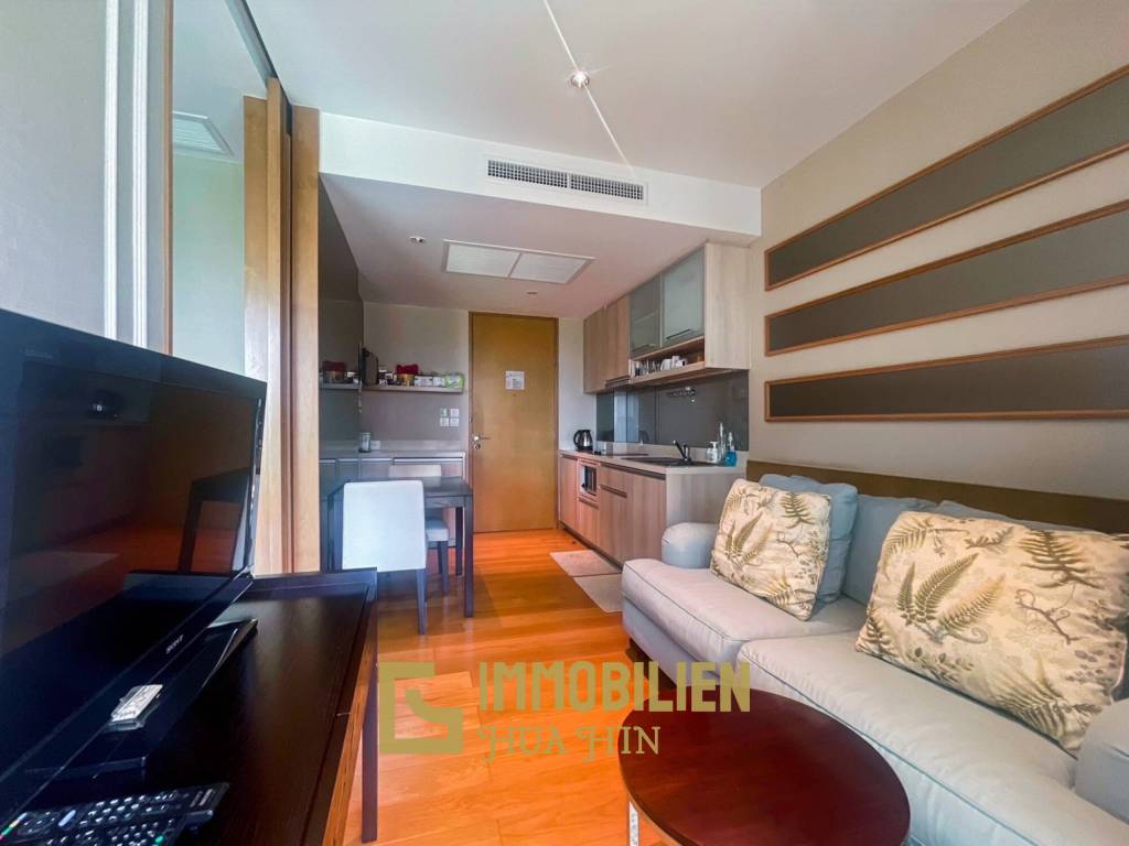 1 Bedroom Condo Pool View at Amari Residences