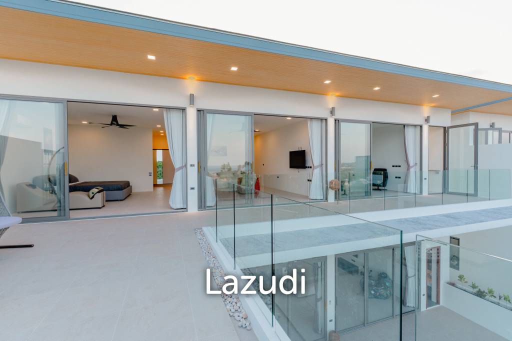 Modern 3-Bedroom Sea View Villa in Chaweng Hills