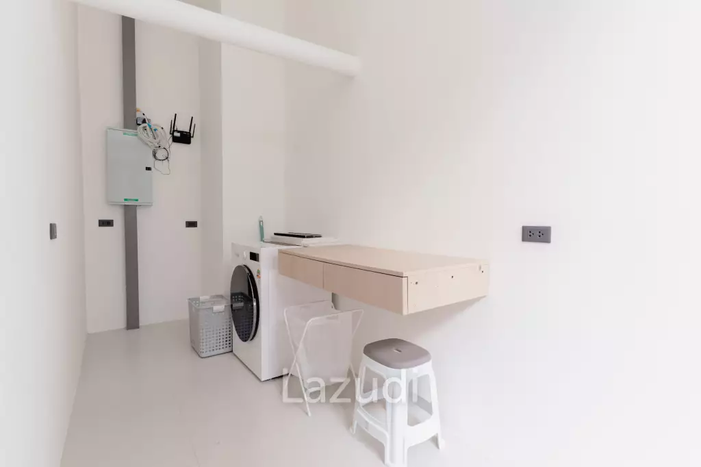 Modern 3-Bedroom Sea View Villa in Chaweng Hills