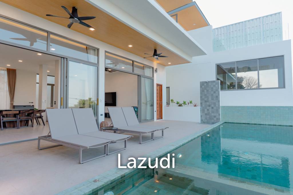 Modern 3-Bedroom Sea View Villa in Chaweng Hills