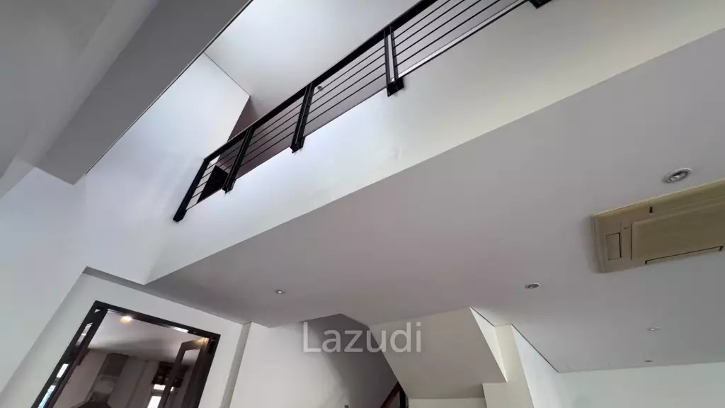 450 sqm 3-Storey Pool Villa in Khlong Tan Nuea, Wattana Bangkok