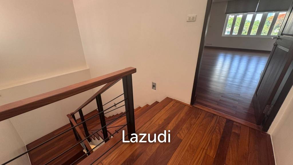 450 sqm 3-Storey Pool Villa in Khlong Tan Nuea, Wattana Bangkok