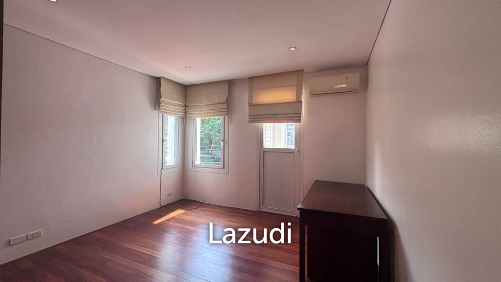 450 sqm 3-Storey Pool Villa in Khlong Tan Nuea, Wattana Bangkok