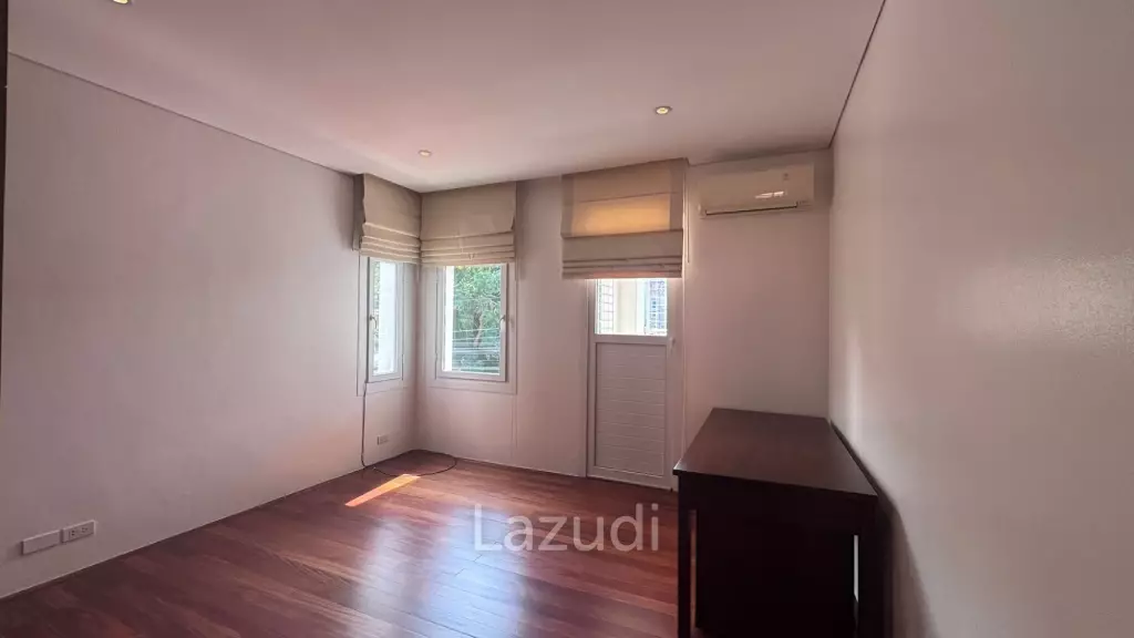 450 sqm 3-Storey Pool Villa in Khlong Tan Nuea, Wattana Bangkok