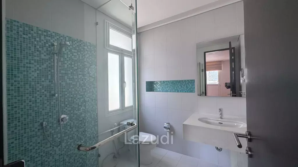 450 sqm 3-Storey Pool Villa in Khlong Tan Nuea, Wattana Bangkok
