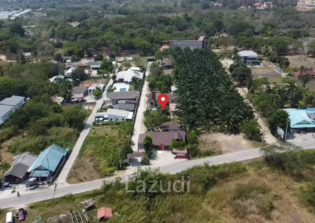 Detached Home on 1260 sqm Land in Hin Lek Fai