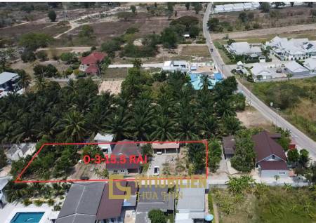 Detached Home on 1260 sqm Land in Hin Lek Fai